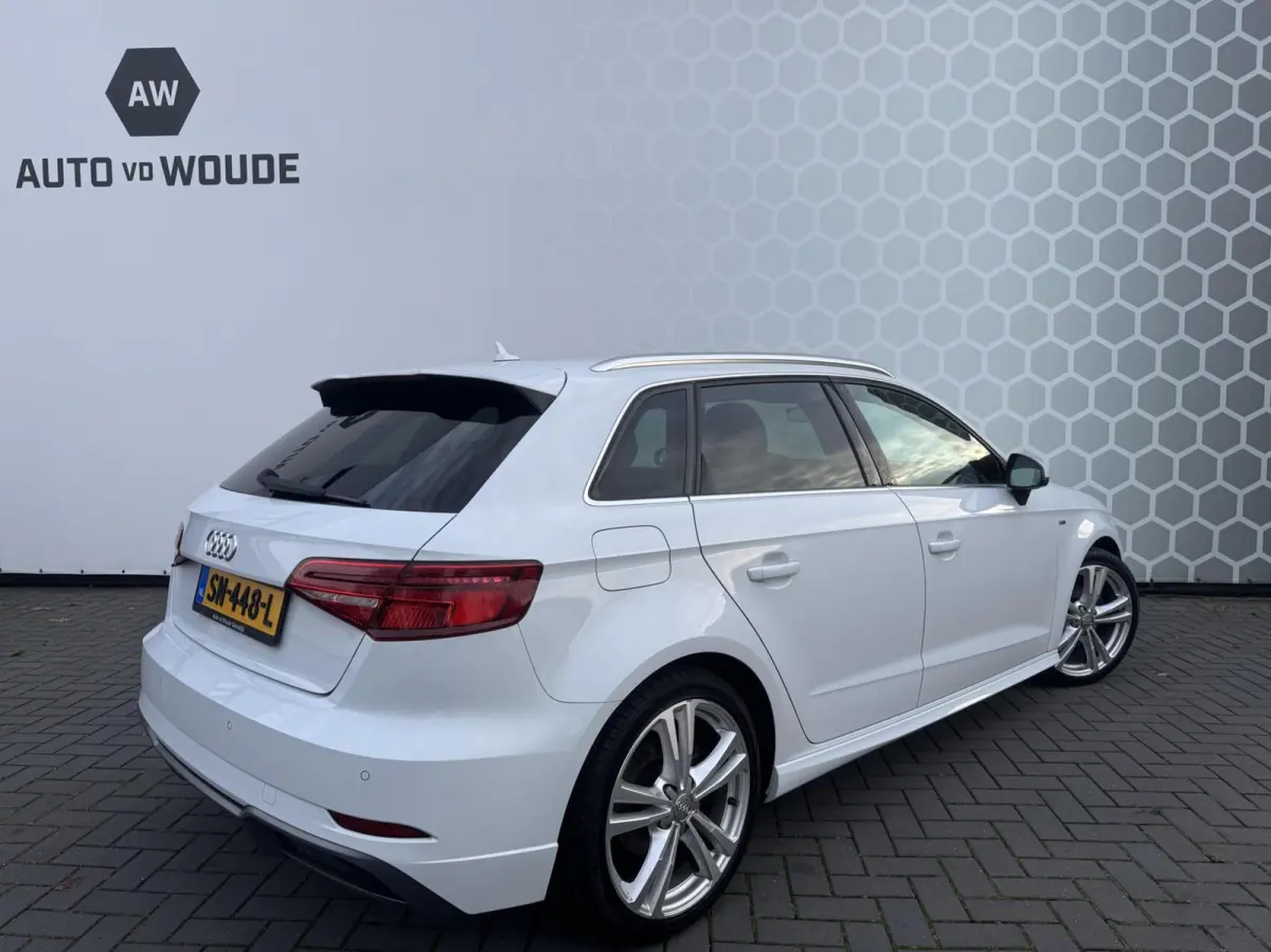 1.0 TFSI Sport S Line Edition LED S-line