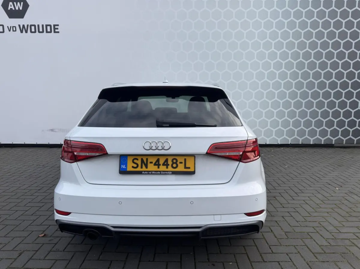 1.0 TFSI Sport S Line Edition LED S-line