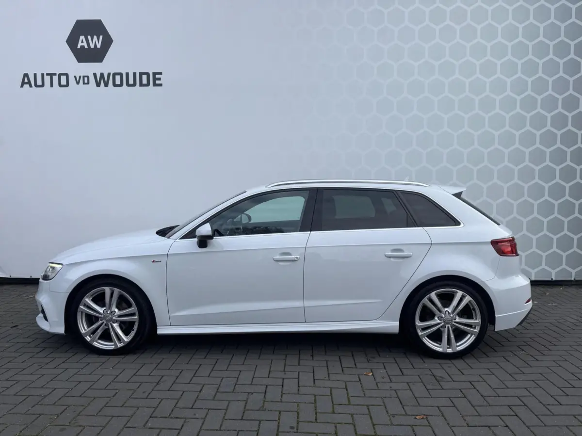 1.0 TFSI Sport S Line Edition LED S-line