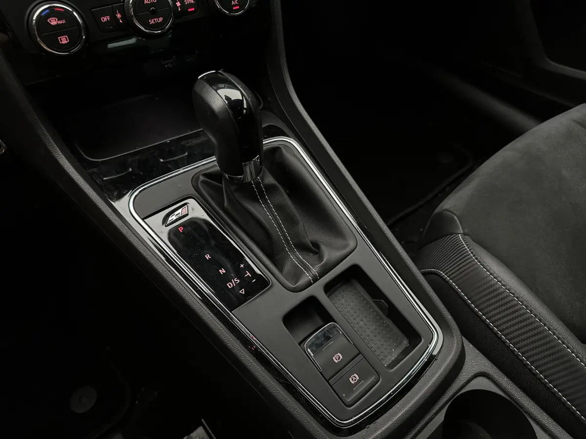 2.0 TSI CUPRA 300 BEATS COPPER PACK ALCANTARA LED