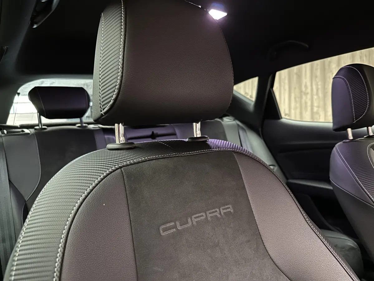 2.0 TSI CUPRA 300 BEATS COPPER PACK ALCANTARA LED