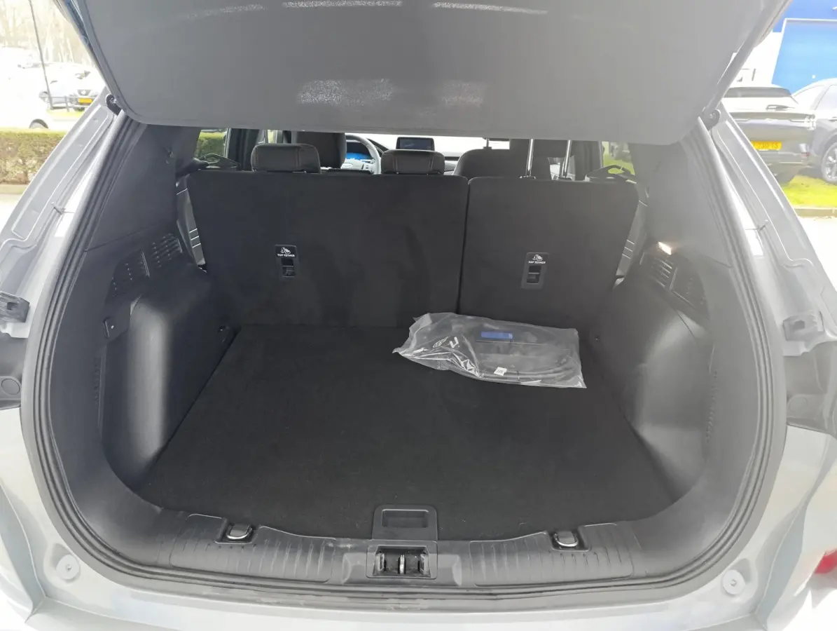2.5 PHEV ST-Line | Adaptieve Cruise Control | Stoel/stuur voorruitverwarming | Dodehoekdetectie |