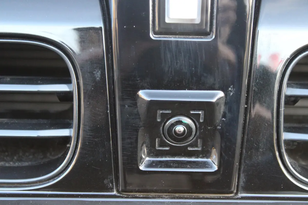 1.2 110PK Turbo Hybrid LX | CAMERA VOOR/ ACHTER | ELEKTRISCH VERSTELBARE BESTUURDERSSTOEL | VELOURS BEKLEDING | STOEL VERWARMING | MASSAGEFUNCTIE BESTUURDERSSTOEL |  DRAADLOOS APPLE CARPLAY 