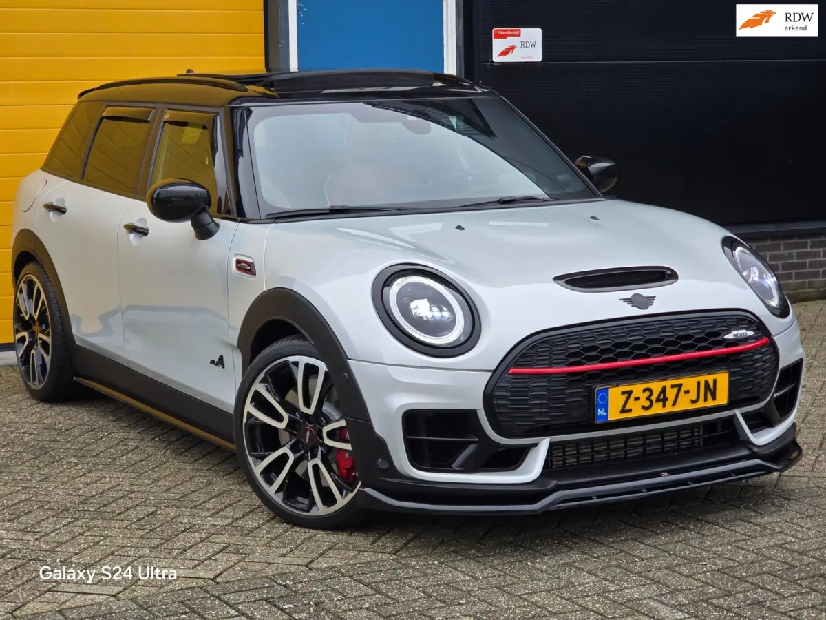 Mini 2.0 JCW ALL4 Thunder Pack / 306 PK / AUT / Cognac Leder / Head Up / Dig Cockpit / HK / Open Pano / Led / 19 Inch