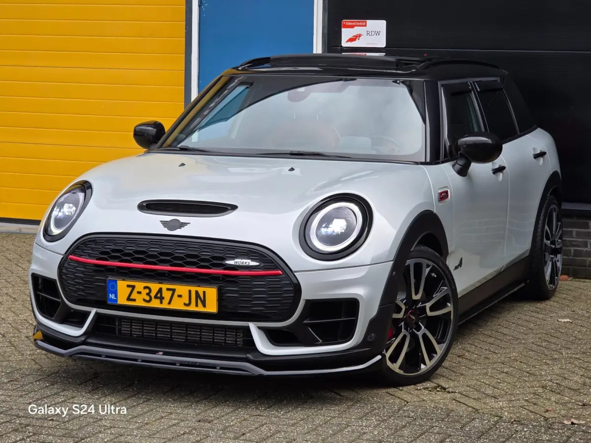 Mini 2.0 JCW ALL4 Thunder Pack / 306 PK / AUT / Cognac Leder / Head Up / Dig Cockpit / HK / Open Pano / Led / 19 Inch