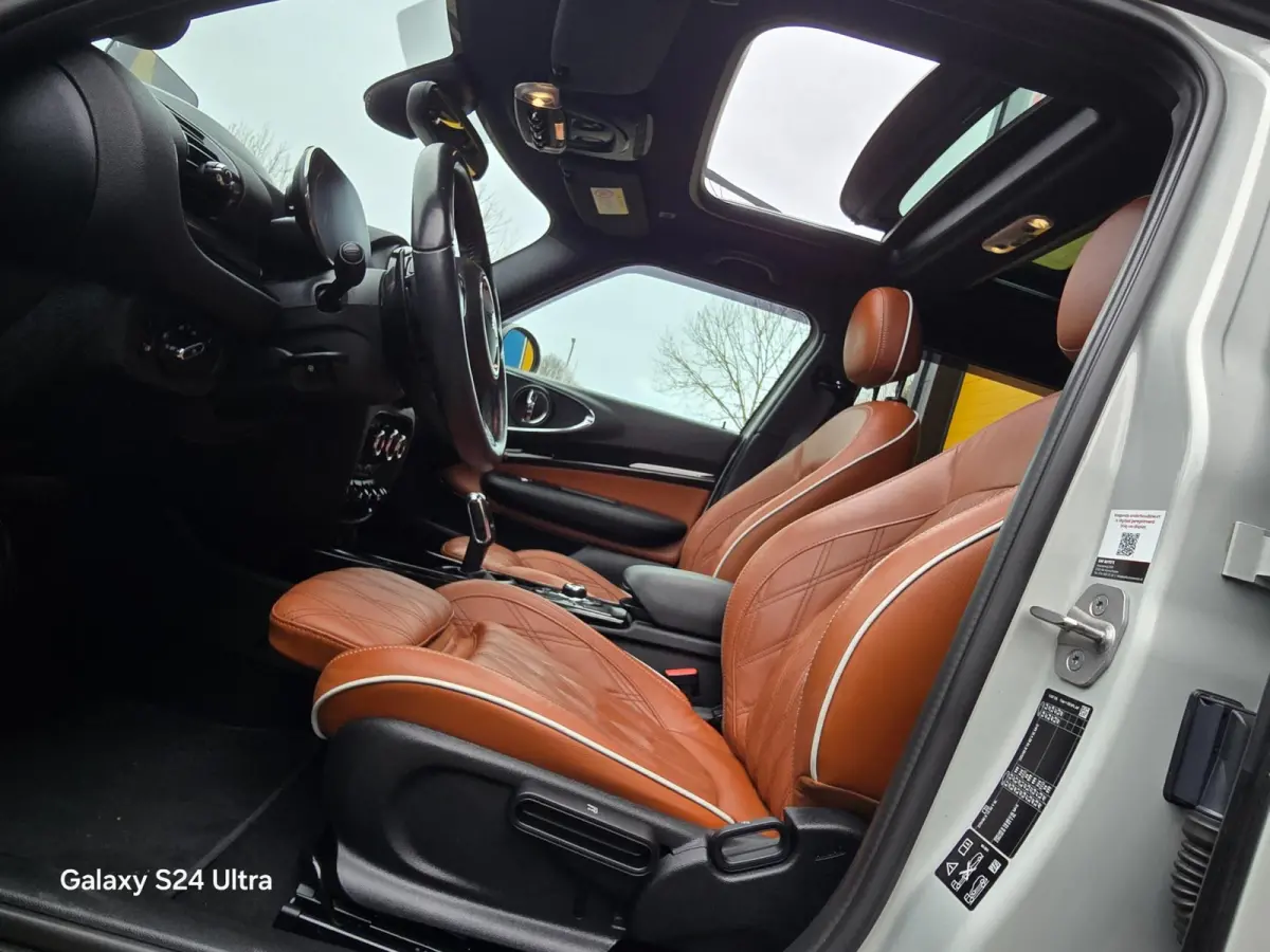 Mini 2.0 JCW ALL4 Thunder Pack / 306 PK / AUT / Cognac Leder / Head Up / Dig Cockpit / HK / Open Pano / Led / 19 Inch