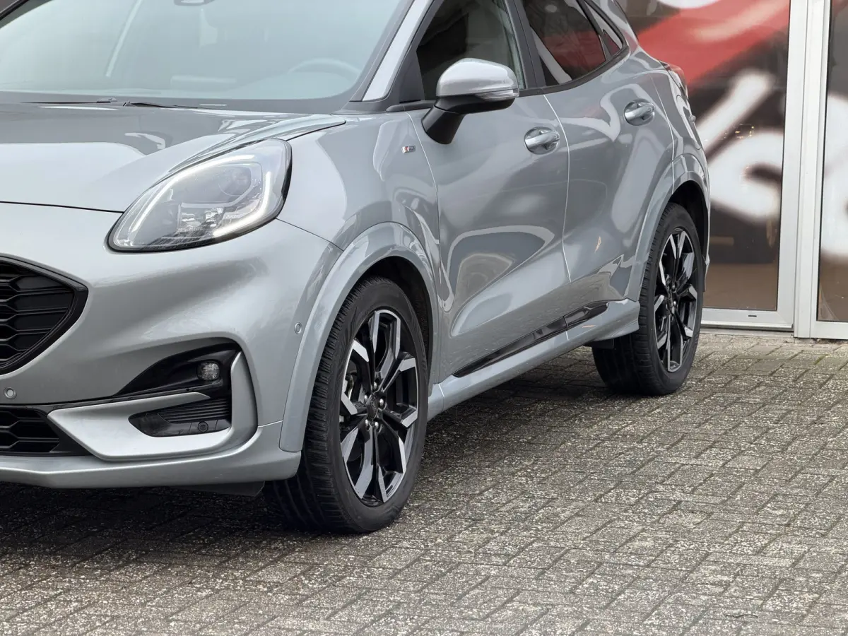 1.0 EcoBoost ST-Line X Automaat / Carplay / Navi / ACC / Parkeersensoren V/A / Camera Achter / Keyless