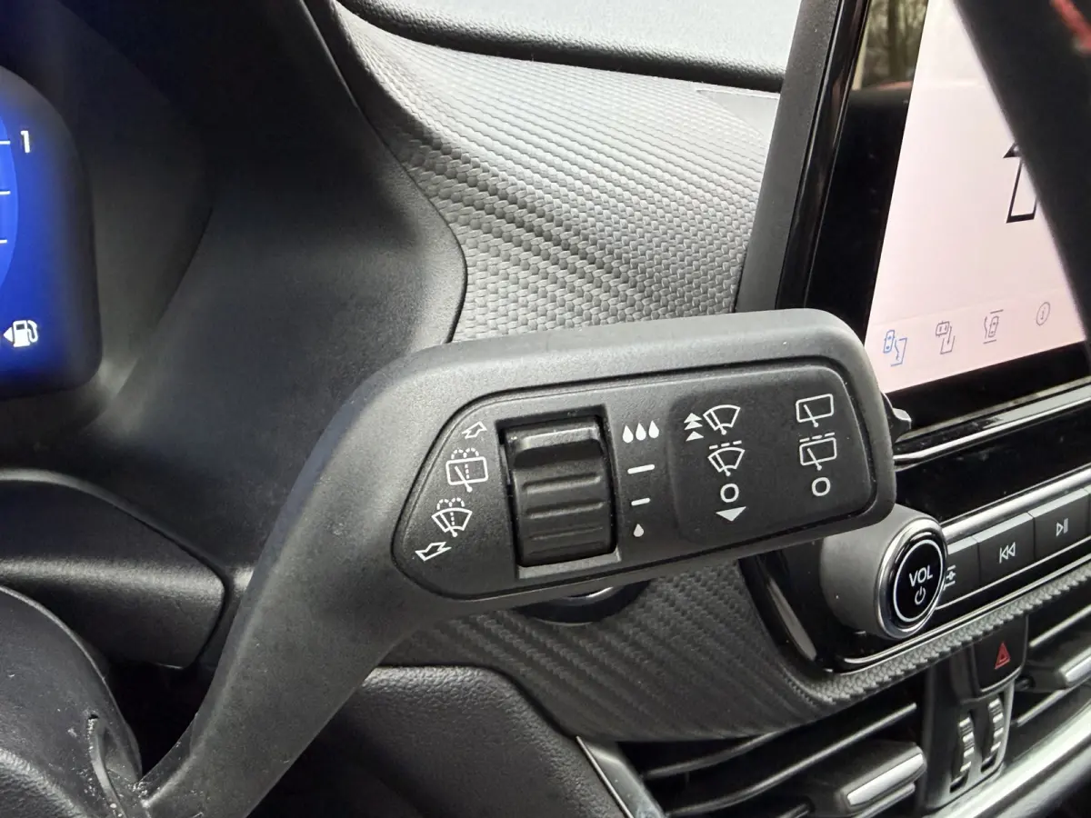 1.0 EcoBoost ST-Line X Automaat / Carplay / Navi / ACC / Parkeersensoren V/A / Camera Achter / Keyless
