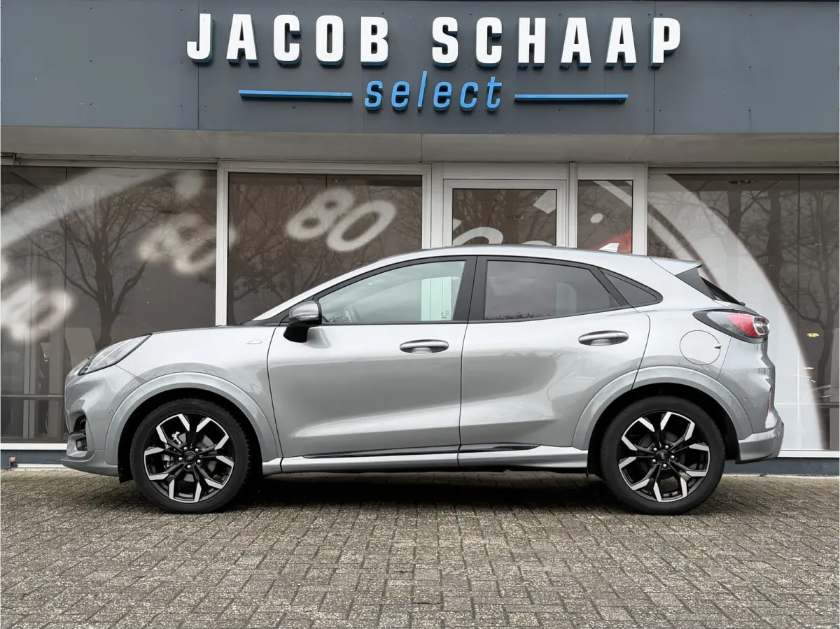 1.0 EcoBoost ST-Line X Automaat / Carplay / Navi / ACC / Parkeersensoren V/A / Camera Achter / Keyless