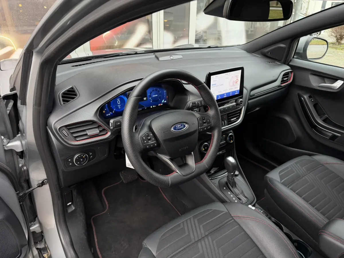 1.0 EcoBoost ST-Line X Automaat / Carplay / Navi / ACC / Parkeersensoren V/A / Camera Achter / Keyless