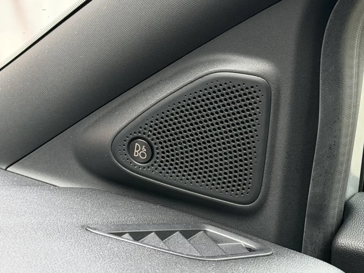 1.0 EcoBoost ST-Line X Automaat / Carplay / Navi / ACC / Parkeersensoren V/A / Camera Achter / Keyless