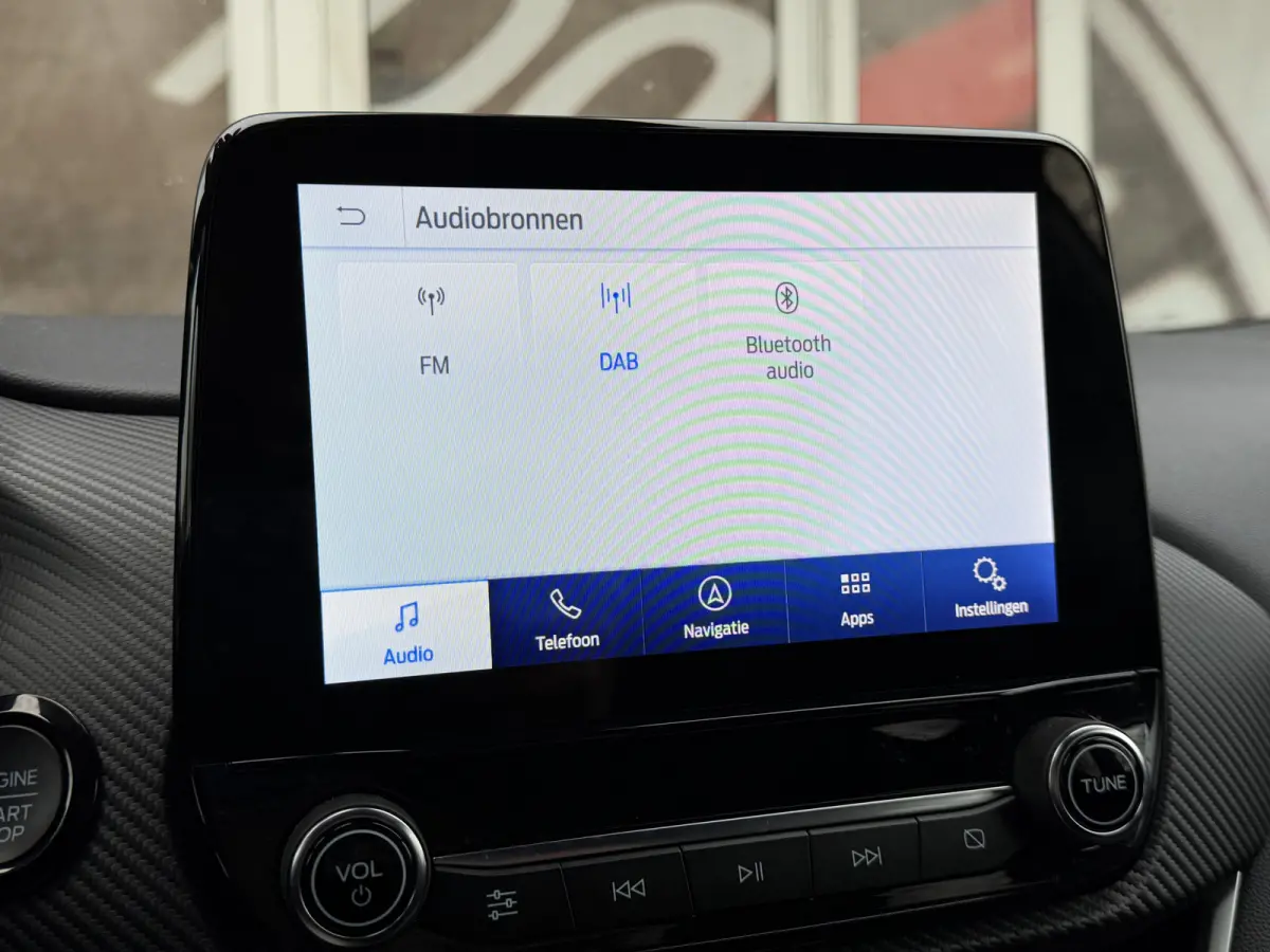 1.0 EcoBoost ST-Line X Automaat / Carplay / Navi / ACC / Parkeersensoren V/A / Camera Achter / Keyless