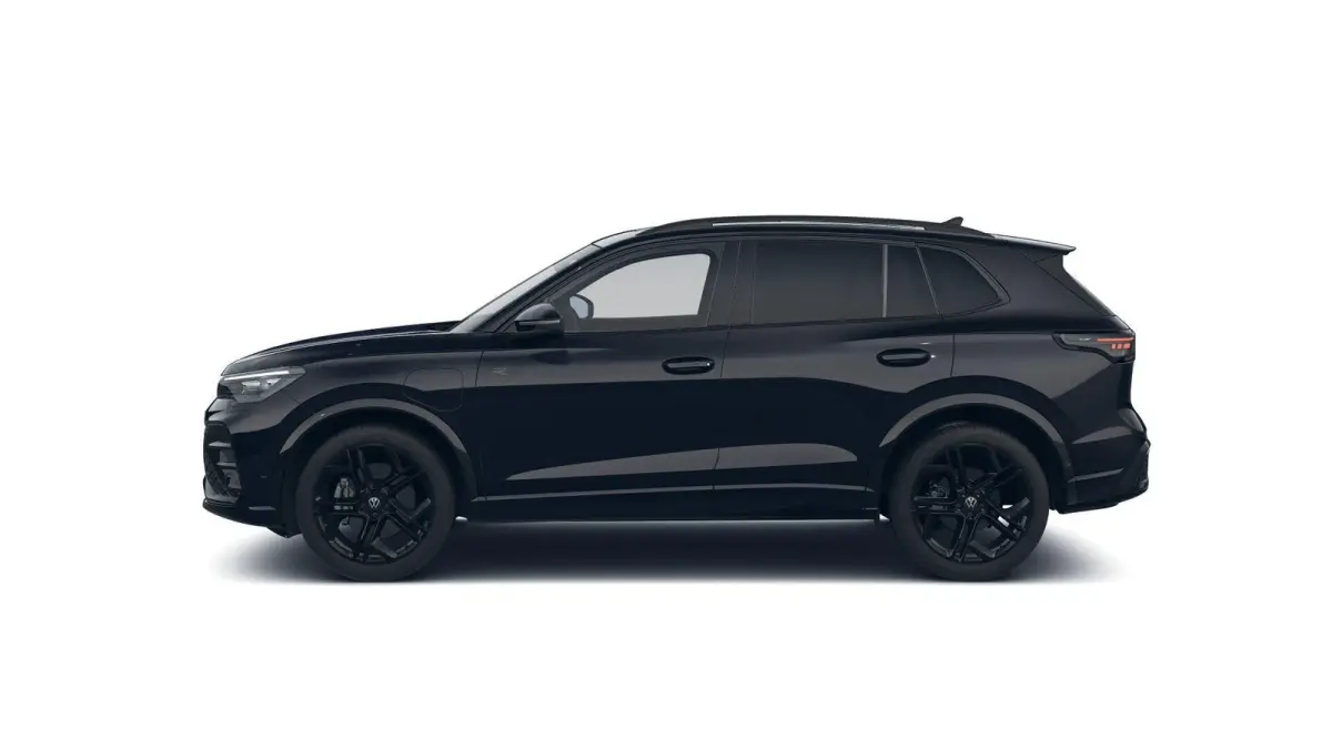 1.5 eHybrid R-Line Edition | 204PK | Automaat | Panoramaschuif-kanteldak | Black Style Pakket | Camera |