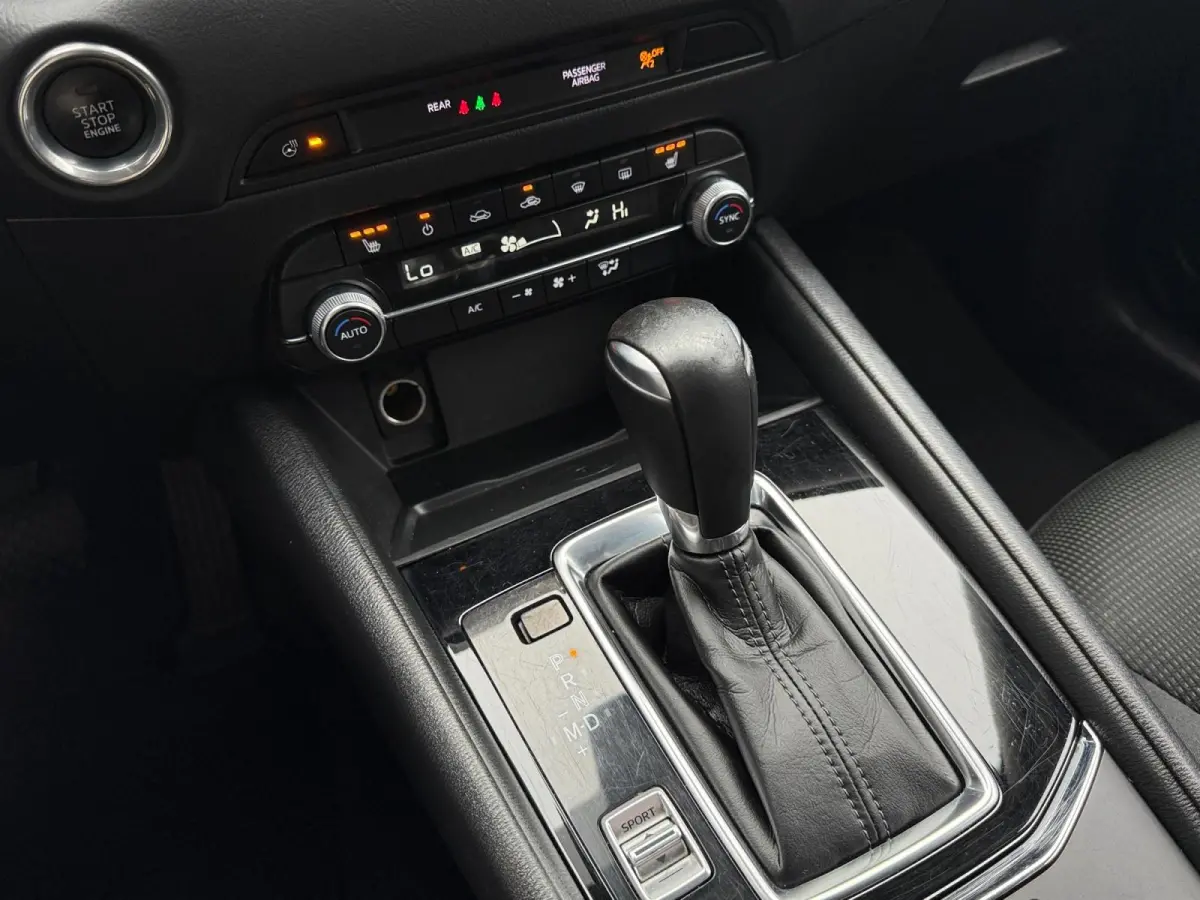 2.0 SkyActiv-G 165 Comfort | HUD | Stoel/Stuurverwarming | 360 Camera | Zomer + Winterset