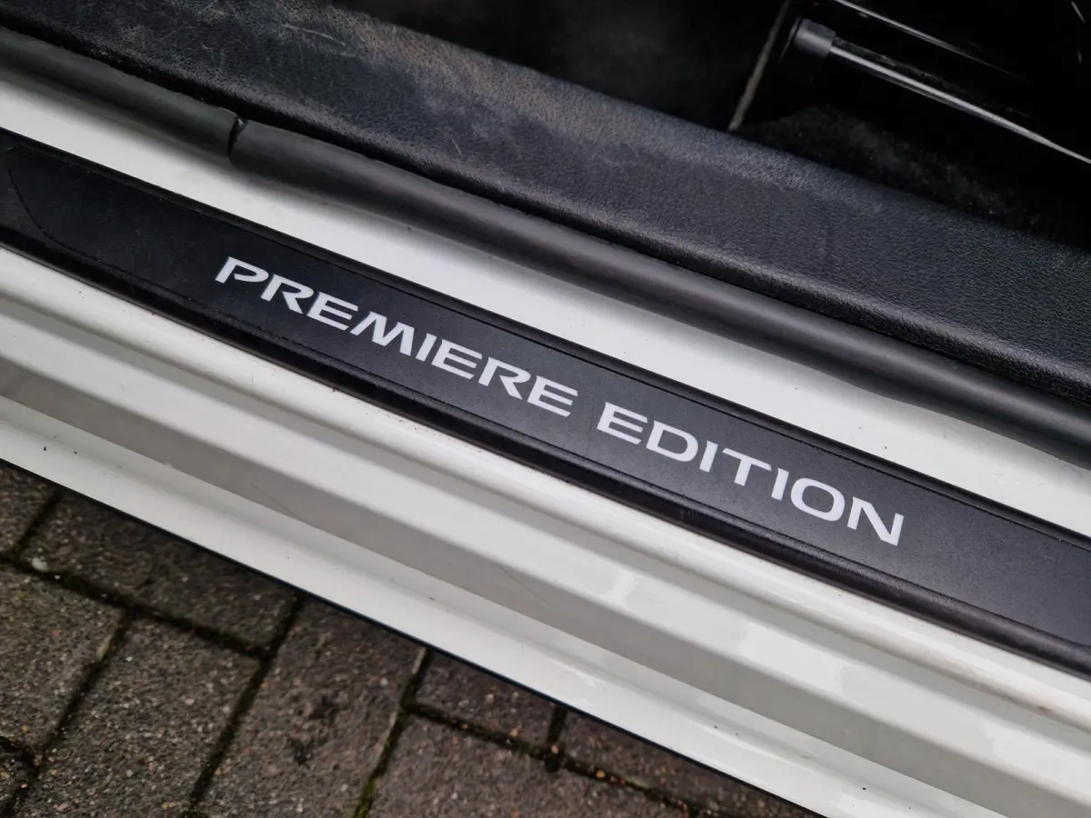1.6 Hybrid Premiere Edition
