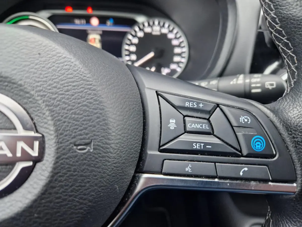 1.6 Hybrid Premiere Edition