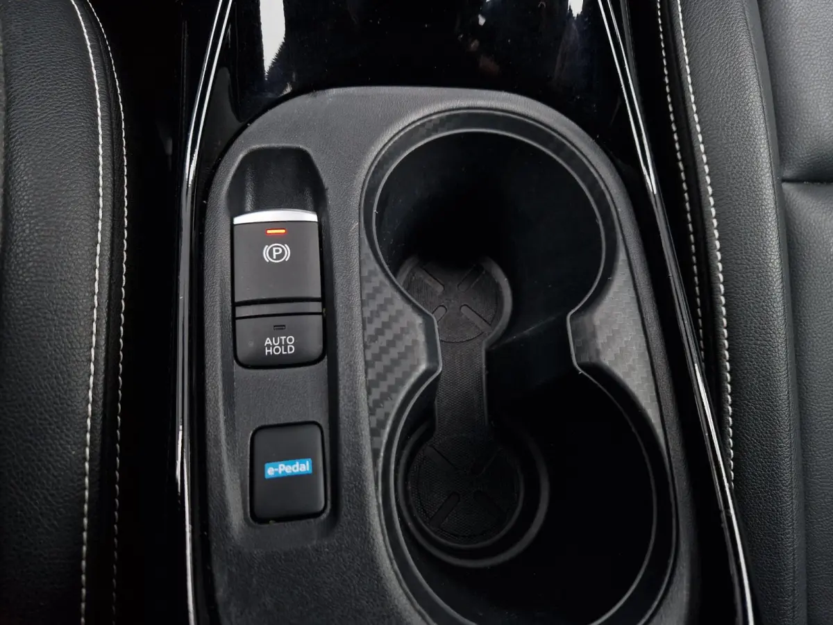 1.6 Hybrid Premiere Edition