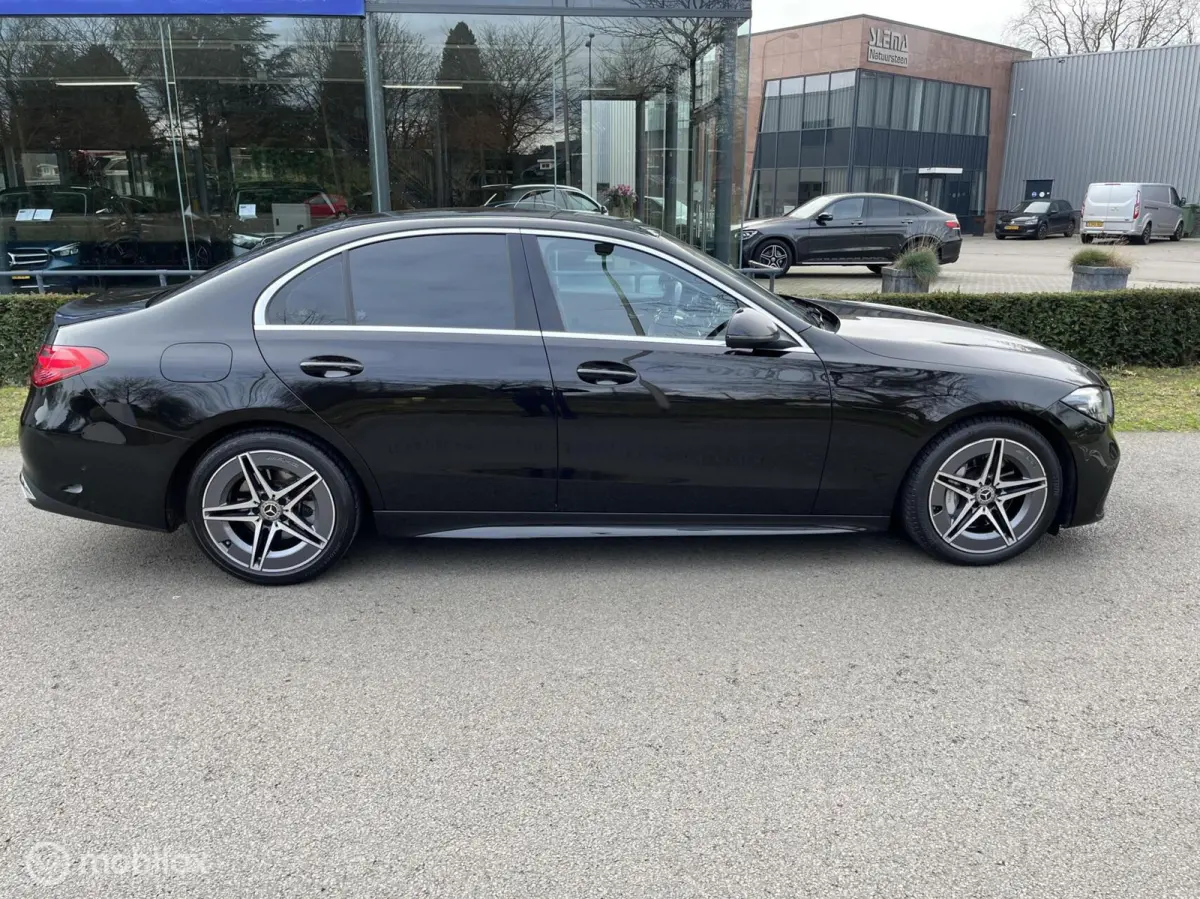 180 AMG Line Nieuw type, Camera Led Dodehoek assist