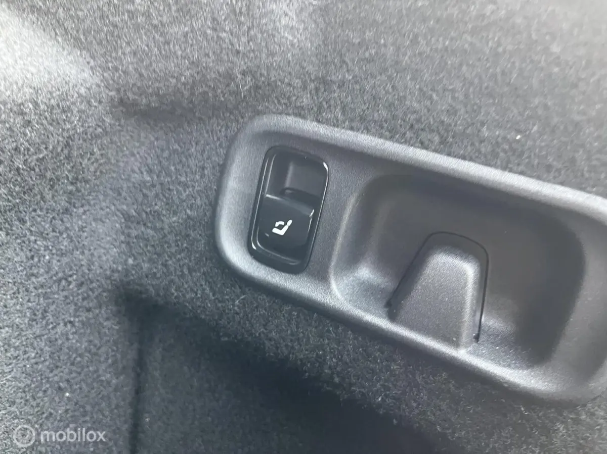 180 AMG Line Nieuw type, Camera Led Dodehoek assist