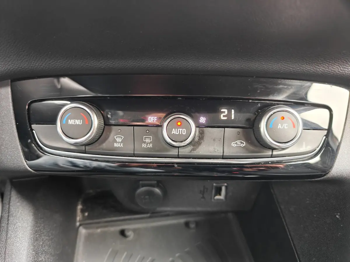 1.2 Elegance | 1e Eigenaar | Carplay & Android Auto | Digitaal Dashboard | Nieuwe Distributieriem!