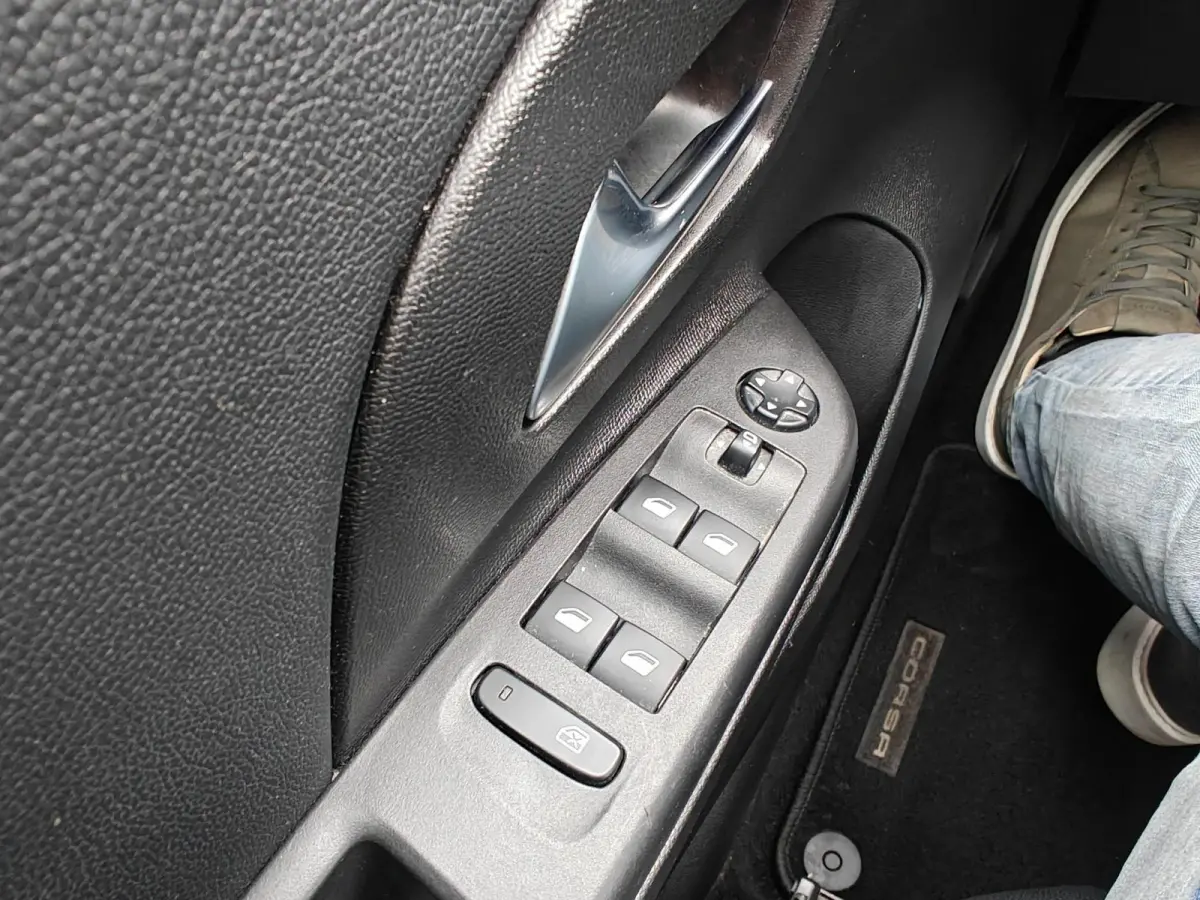 1.2 Elegance | 1e Eigenaar | Carplay & Android Auto | Digitaal Dashboard | Nieuwe Distributieriem!