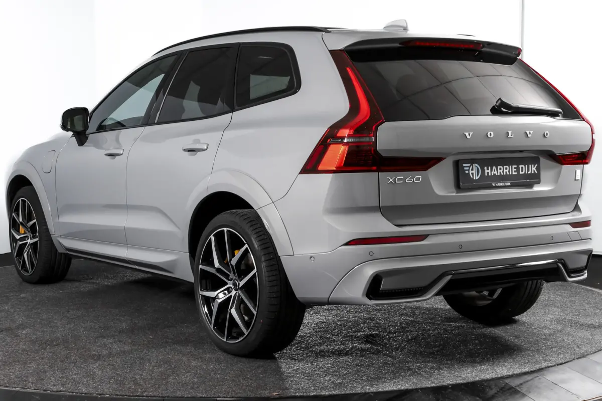 2.0 T8 Plug-in-hybrid AWD Polestar Engineered - Facelift MY26 | S/K-Panodak | Harman/Kardon | 360 Camera | Dig.Cockpit | Adapt.Cruise | Stoel+-Stuurverw. | Elek. stoelen | NAV + App.Connect 