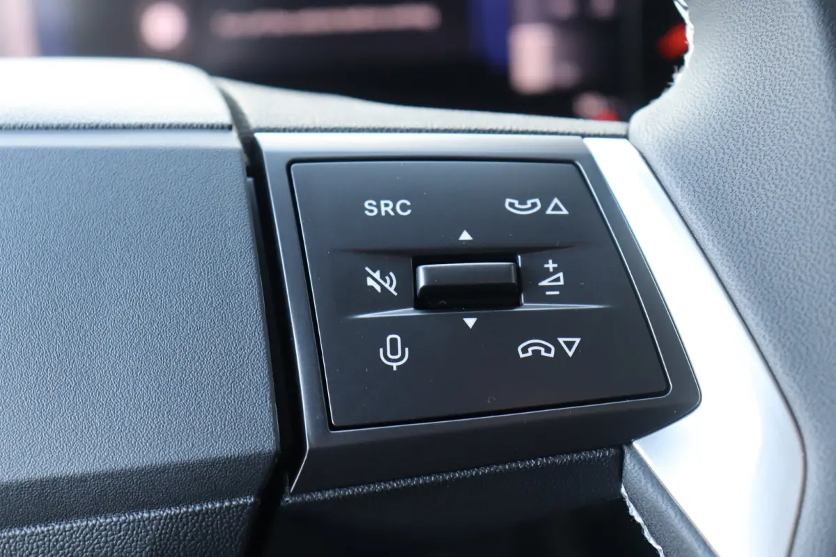 1.2 TURBO 100PK HYBRID EDITION / NAVI / AIRCO / LED / PDC / CAMERA / BLUETOOTH / CRUISECONTROL / 1E EIGENAAR / NIEUWSTAAT !!