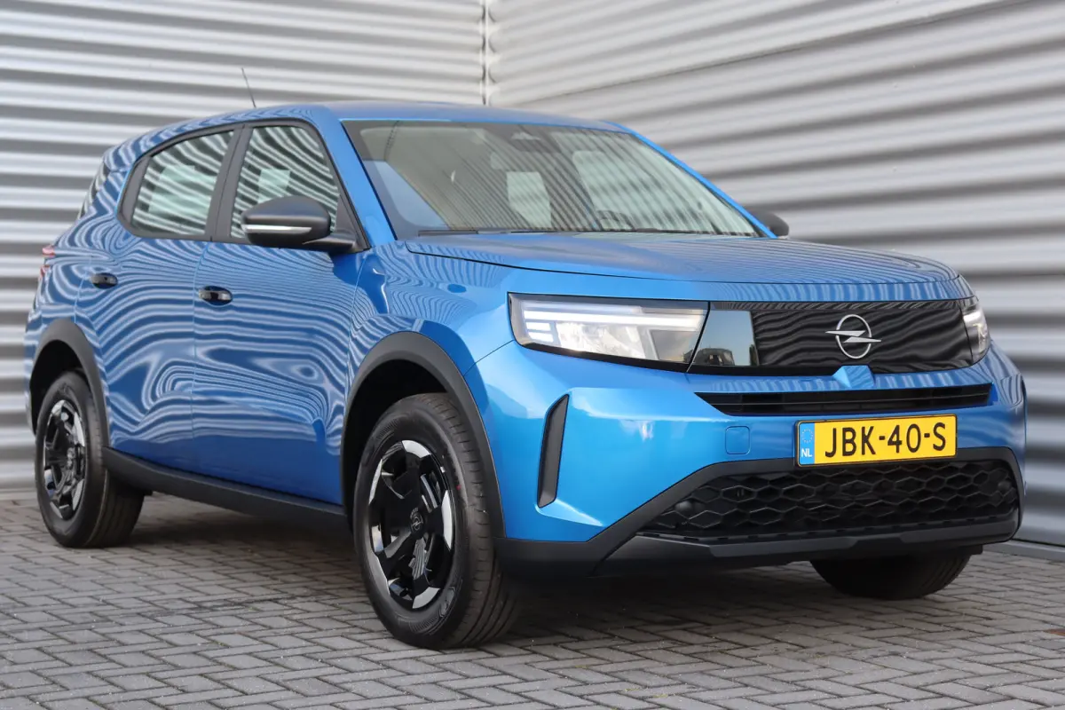 1.2 TURBO 100PK HYBRID EDITION / NAVI / AIRCO / LED / PDC / CAMERA / BLUETOOTH / CRUISECONTROL / 1E EIGENAAR / NIEUWSTAAT !!