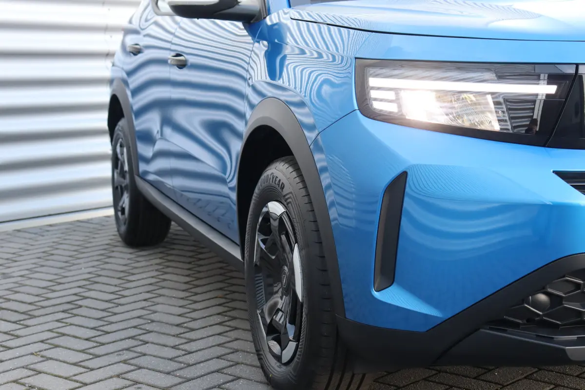 1.2 TURBO 100PK HYBRID EDITION / NAVI / AIRCO / LED / PDC / CAMERA / BLUETOOTH / CRUISECONTROL / 1E EIGENAAR / NIEUWSTAAT !!