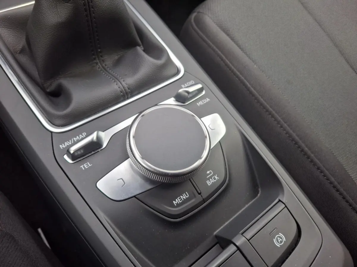 30 TFSI Pro Line Navi Electr.achterklep stoelverw