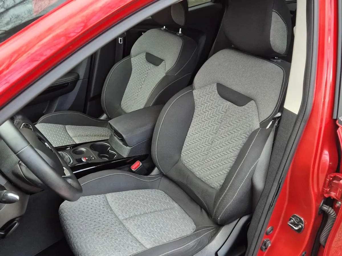 1.3 TCe 140PK Limited | Navigatie | Parkeersensoren | Cruise Control | Climate Control | LM Velgen
