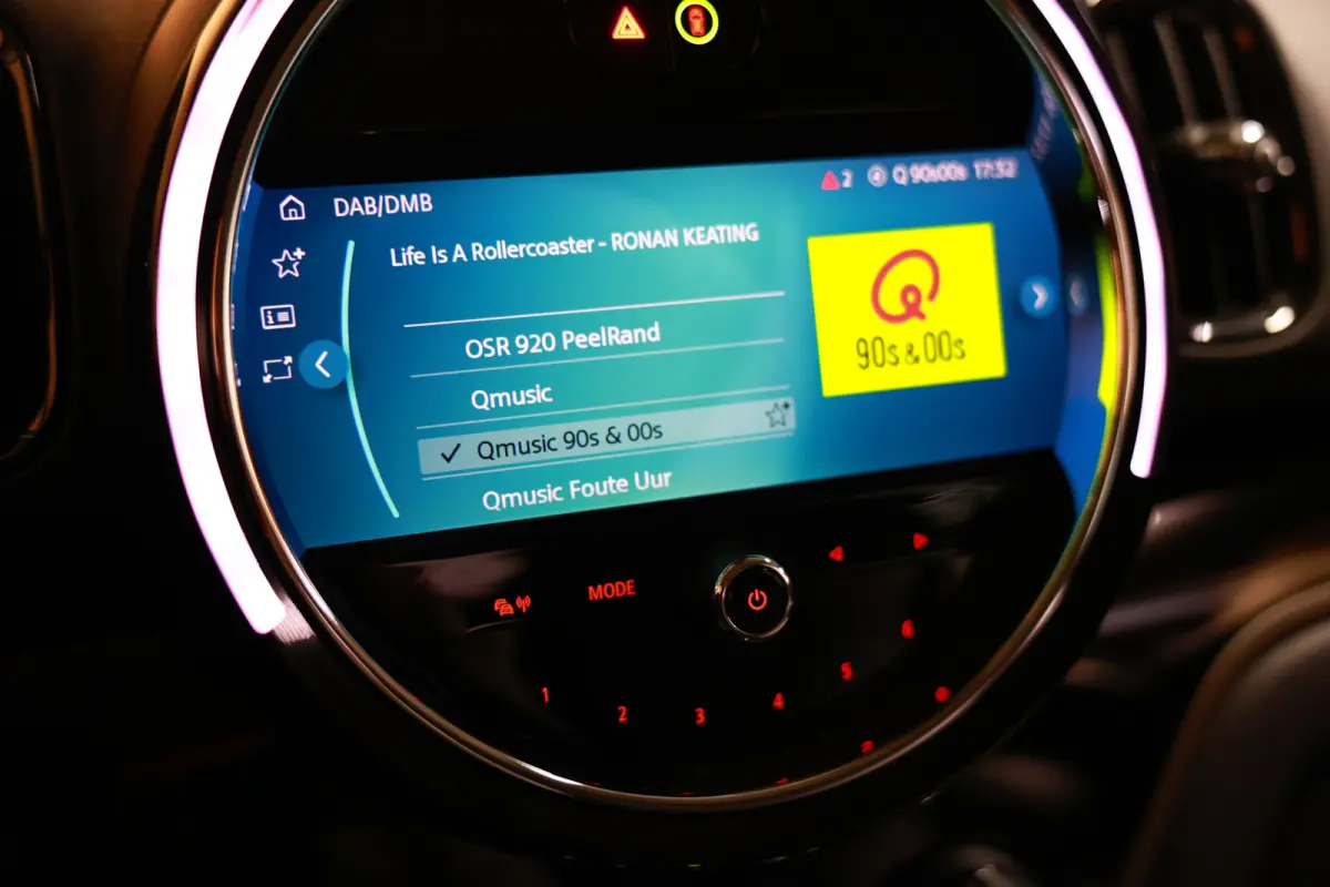 Mini 1.5 Cooper ALL4 Chili AUTOM NAVI CAMERA PDC STOELVW" 21