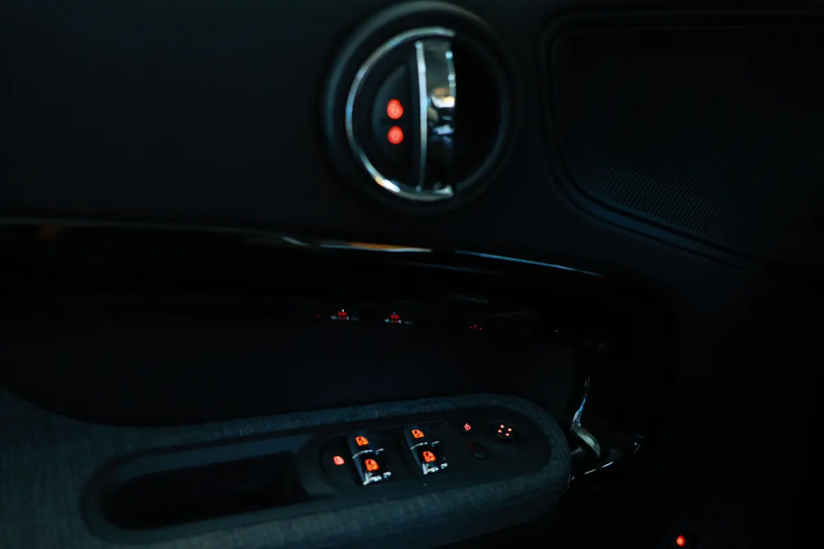 Mini 1.5 Cooper ALL4 Chili AUTOM NAVI CAMERA PDC STOELVW" 21