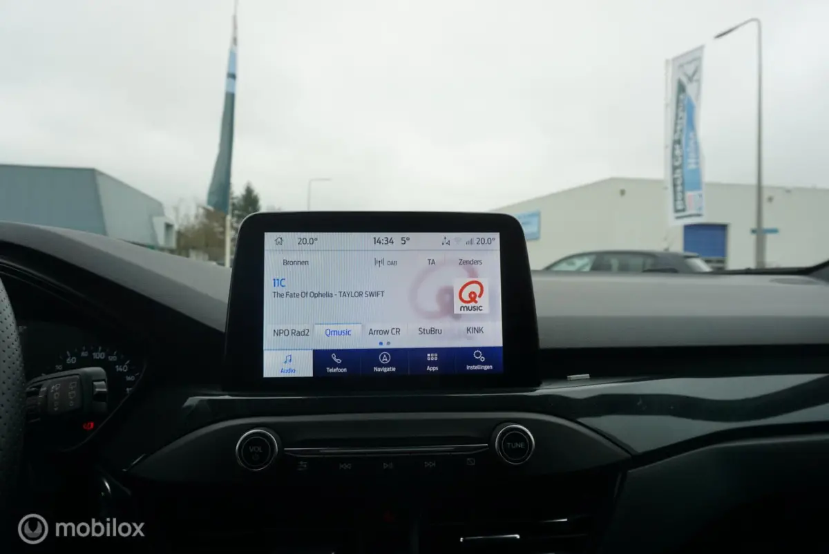 1.0 EcoBoost ST Line Business