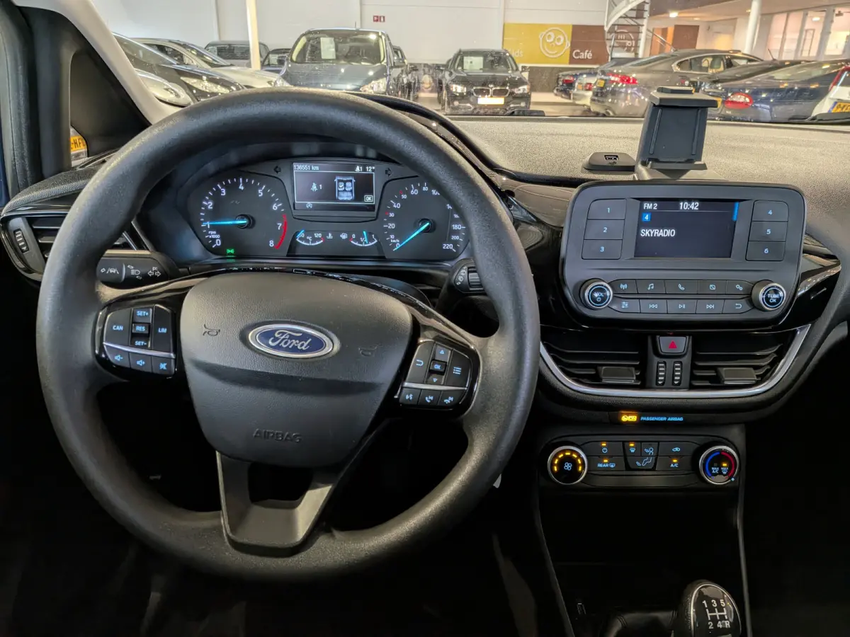 1.1 Trend BTW Auto Airco, Cruise Control, Stuurbekrachtiging