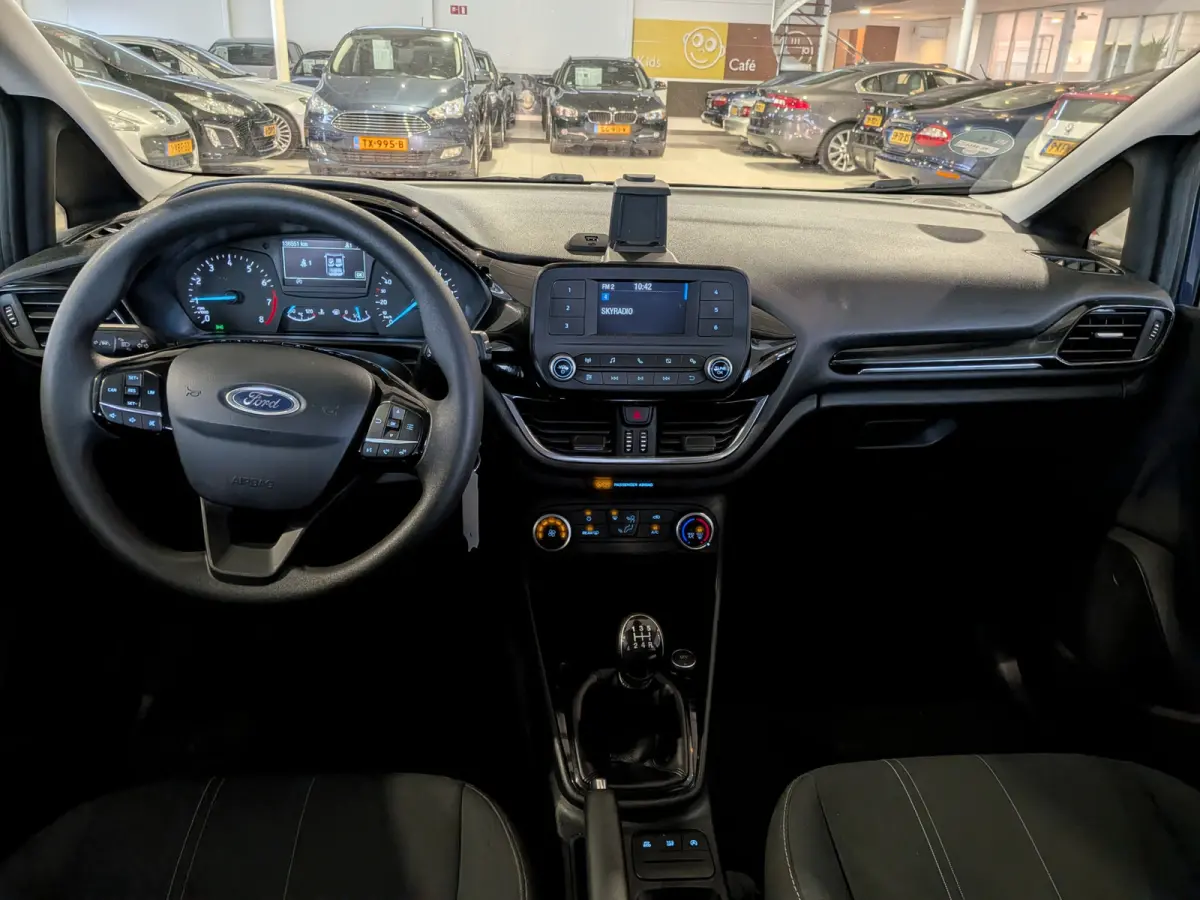 1.1 Trend BTW Auto Airco, Cruise Control, Stuurbekrachtiging
