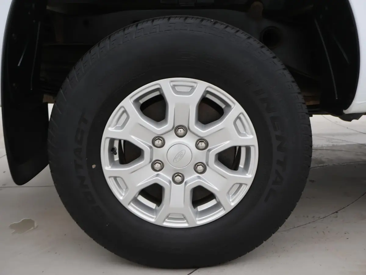 2.0 ECOBLUE 170 PK AUT. 4X4 XLT SUPER CAB + 3500 KG TREKHAAK | CAMERA