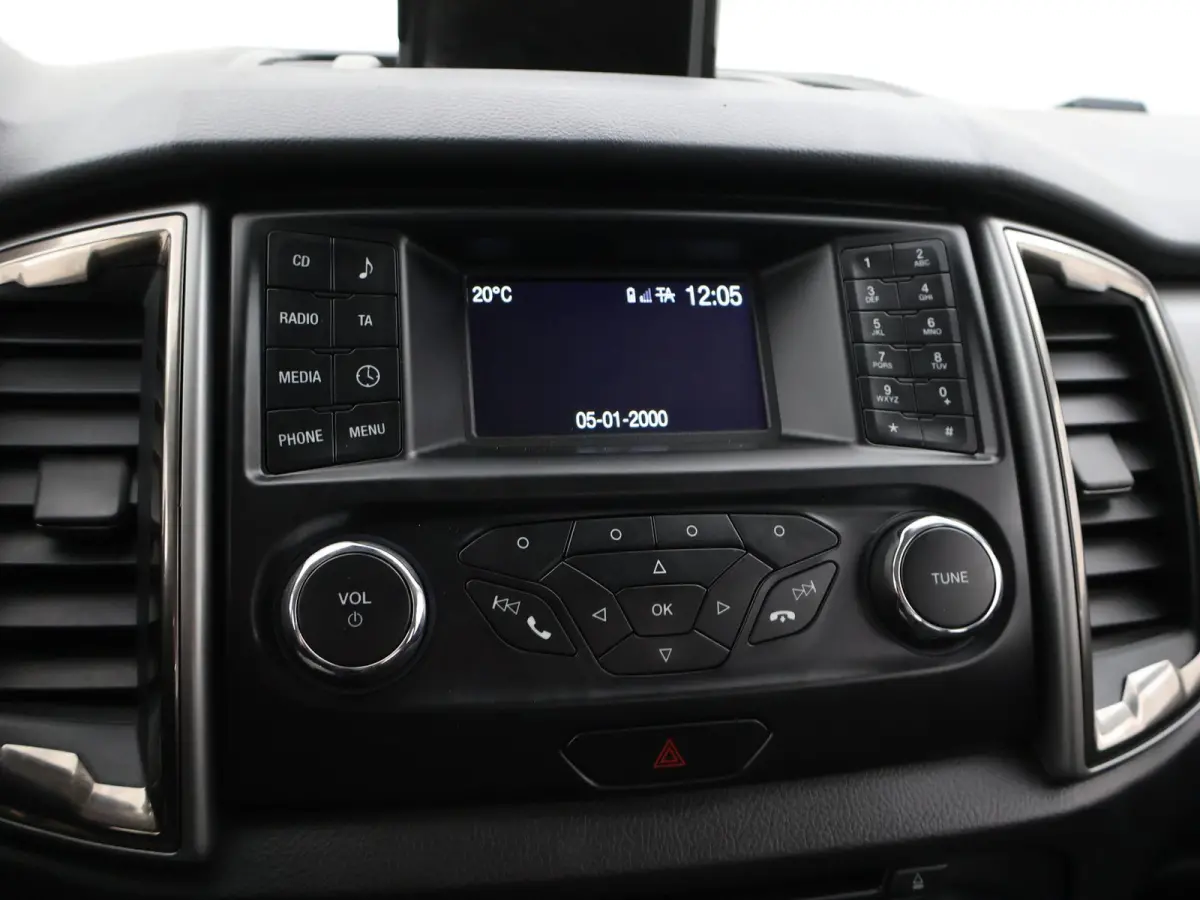 2.0 ECOBLUE 170 PK AUT. 4X4 XLT SUPER CAB + 3500 KG TREKHAAK | CAMERA