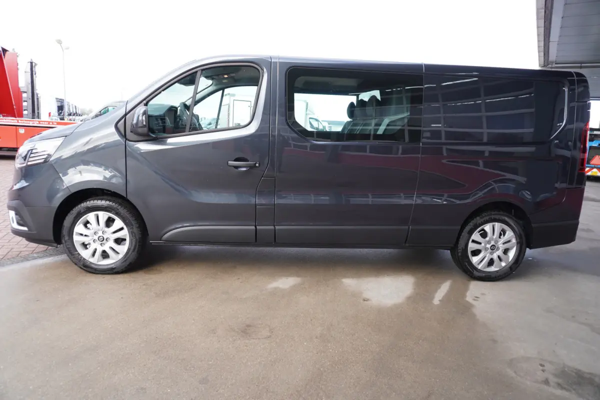 2.0 Blue dCi 130PK T29 L2H1 Advance Dubbelcabine Nr. V122 | Airco | Cruise | Camera |Trekhaak | Apple CP- Android auto | 17"LM velgen
