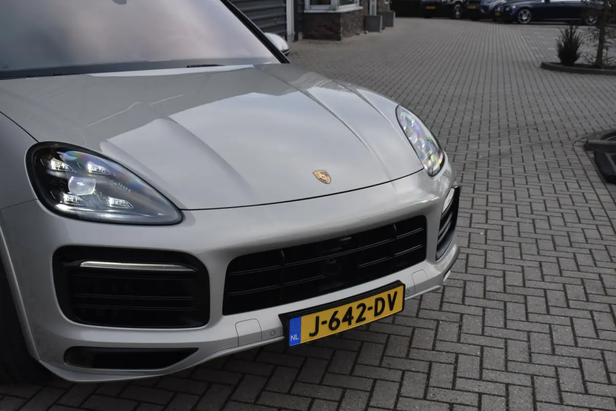 3.0 E-Hybrid 462pk Lightweight Sport Package | Carbon Dak | ACC | 22'' GT Design | Matrix PDLS+ | Luchtvering | 360 Camera |