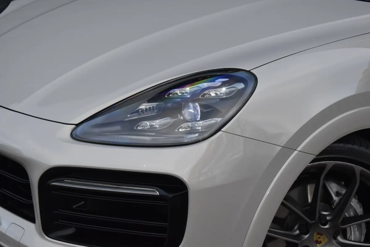 3.0 E-Hybrid 462pk Lightweight Sport Package | Carbon Dak | ACC | 22'' GT Design | Matrix PDLS+ | Luchtvering | 360 Camera |