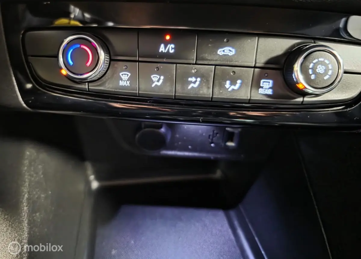 1.2 Elegance Virtual Led Carplay Camera Goed Onderhou