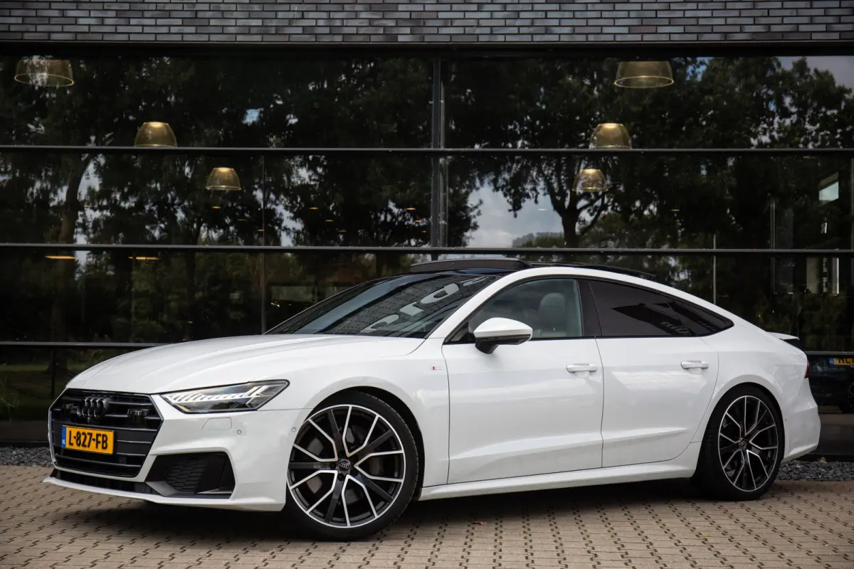 55 TFSI quattro S Edition , 3D-camera, S-line, Panoramadak, Ruitstiksel