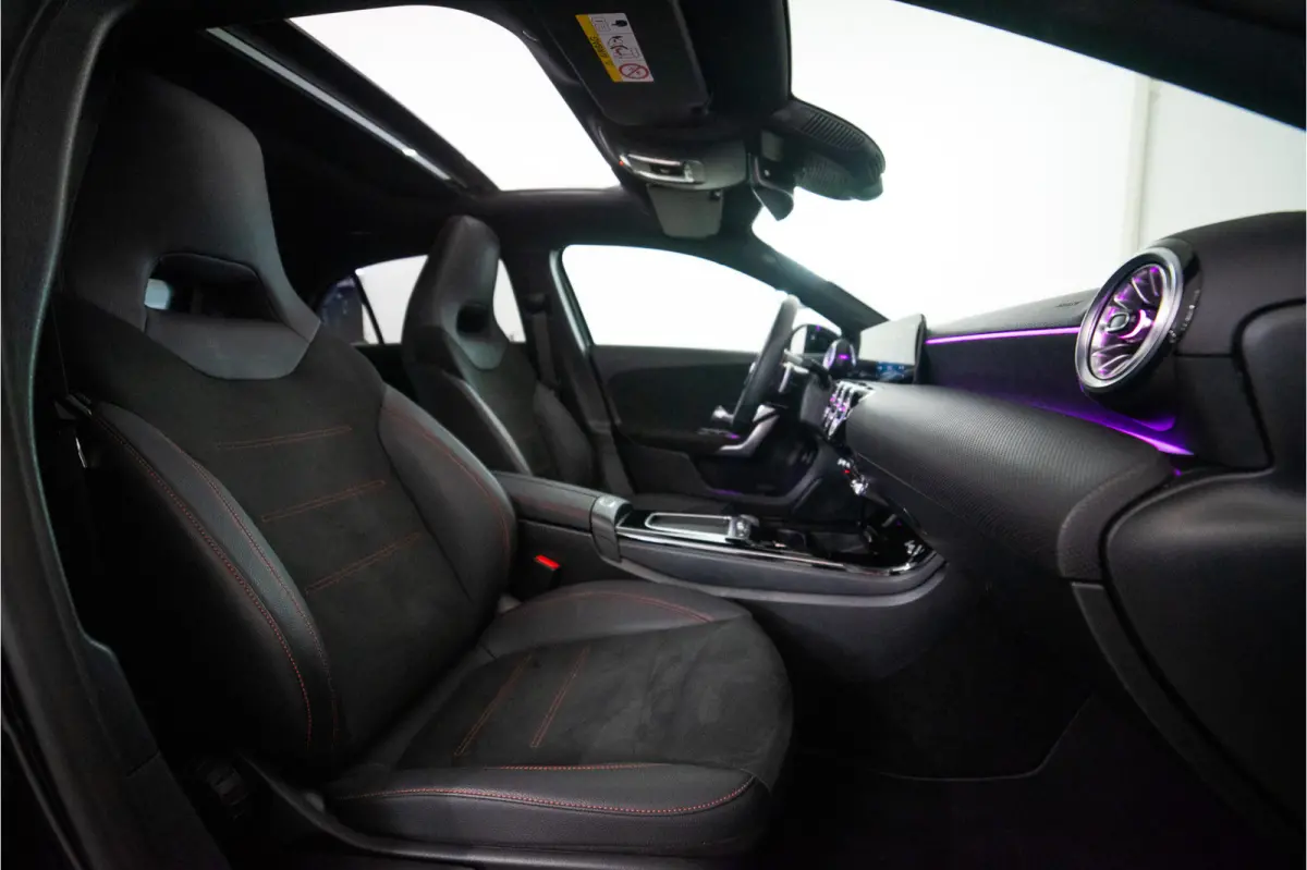250 e Premium AMG Facelift 218PK | Pano | Keyless | Sfeer | Night | Fabrieksgarantie
