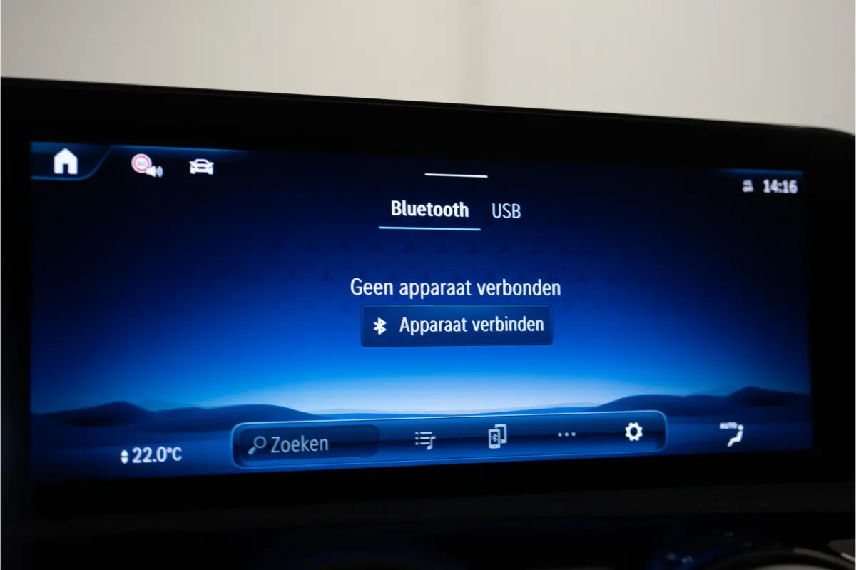 250 e Premium AMG Facelift 218PK | Pano | Keyless | Sfeer | Night | Fabrieksgarantie