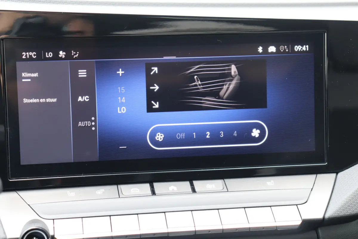 1.2 TURBO 110PK BUSINESS EDITION / NAVI / CLIMA / LED / PDC / AGR / 16" LMV / CAMERA / KEYLESS / CRUISECONTROL / NIEUWSTAAT !!