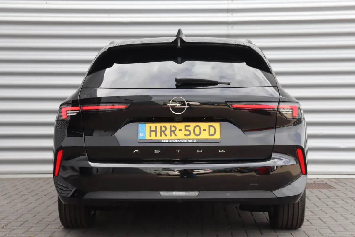 1.2 TURBO 110PK BUSINESS EDITION / NAVI / CLIMA / LED / PDC / AGR / 16" LMV / CAMERA / KEYLESS / CRUISECONTROL / NIEUWSTAAT !!