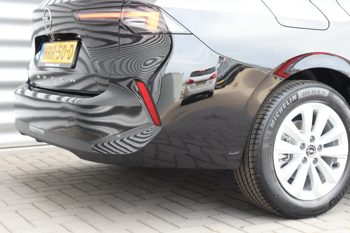 1.2 TURBO 110PK BUSINESS EDITION / NAVI / CLIMA / LED / PDC / AGR / 16" LMV / CAMERA / KEYLESS / CRUISECONTROL / NIEUWSTAAT !!