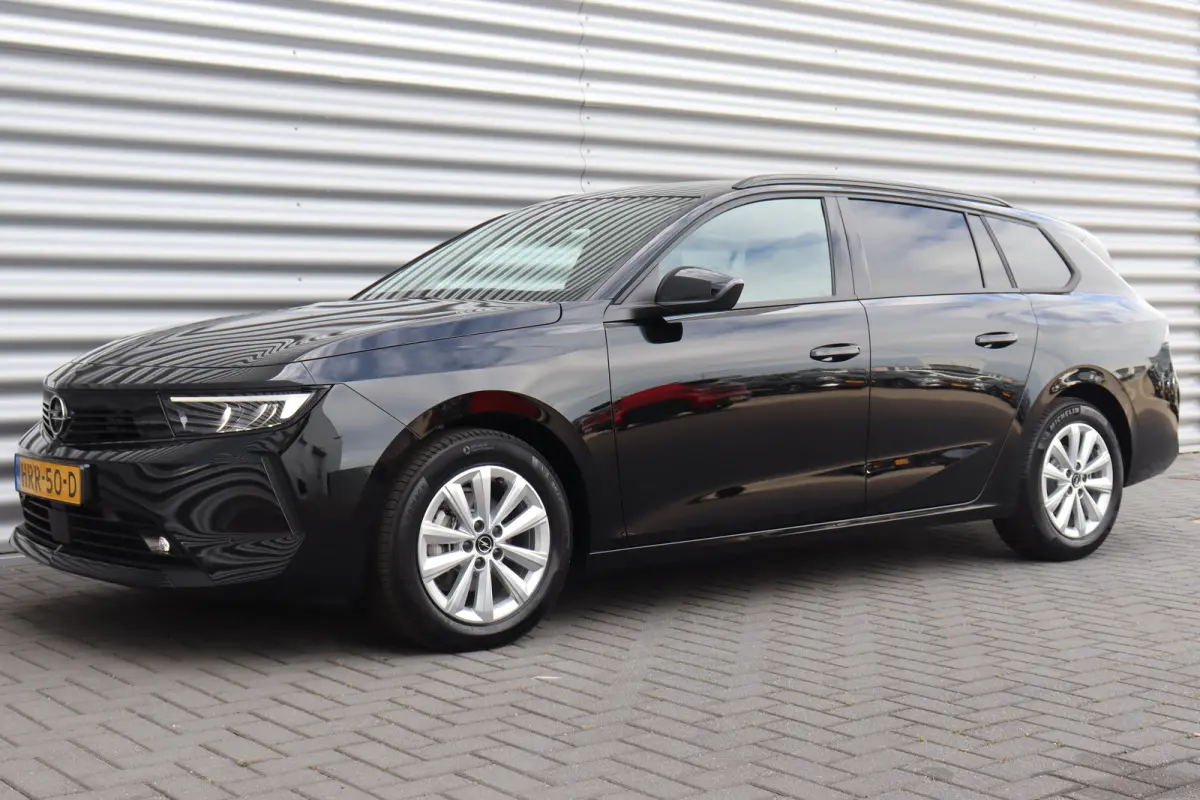 1.2 TURBO 110PK BUSINESS EDITION / NAVI / CLIMA / LED / PDC / AGR / 16" LMV / CAMERA / KEYLESS / CRUISECONTROL / NIEUWSTAAT !!