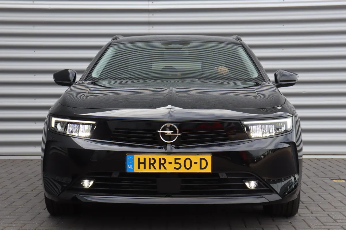 1.2 TURBO 110PK BUSINESS EDITION / NAVI / CLIMA / LED / PDC / AGR / 16" LMV / CAMERA / KEYLESS / CRUISECONTROL / NIEUWSTAAT !!